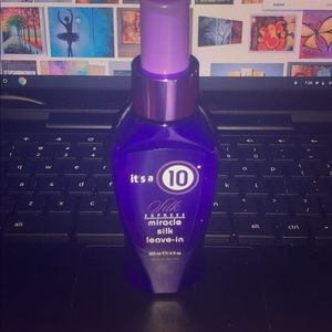It’s a 10 miracle silk leave-in 4 Fl o.z
